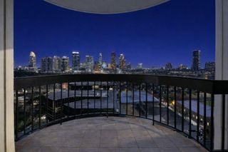 5001 Woodway Drive 1502, Houston, TX 77056