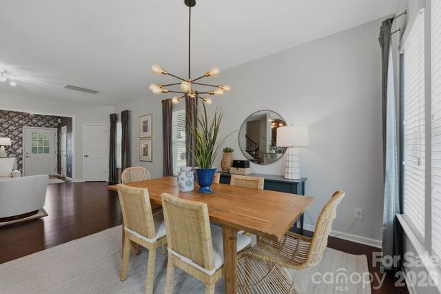 2403 Diplomat Lane, Charlotte, NC 28210