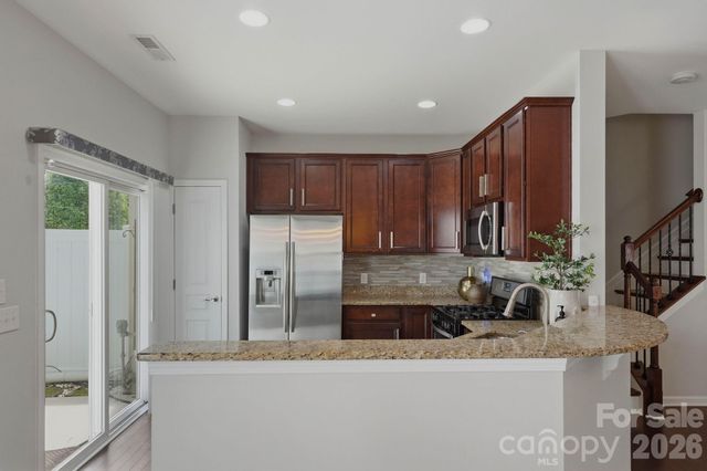 2403 Diplomat Lane, Charlotte, NC 28210