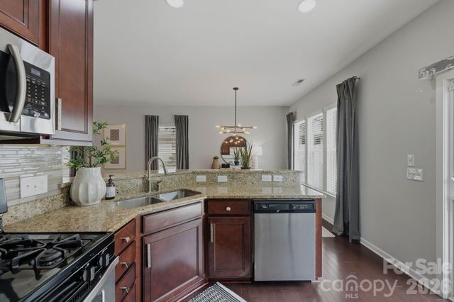 2403 Diplomat Lane, Charlotte, NC 28210