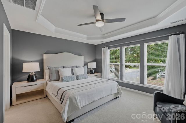 2403 Diplomat Lane, Charlotte, NC 28210