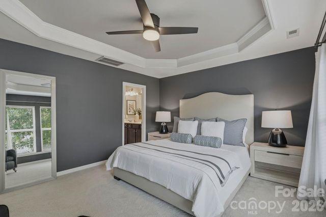 2403 Diplomat Lane, Charlotte, NC 28210