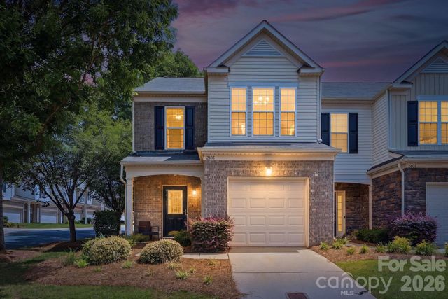 2403 Diplomat Lane, Charlotte, NC 28210