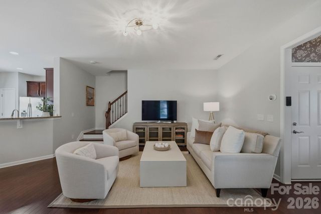 2403 Diplomat Lane, Charlotte, NC 28210