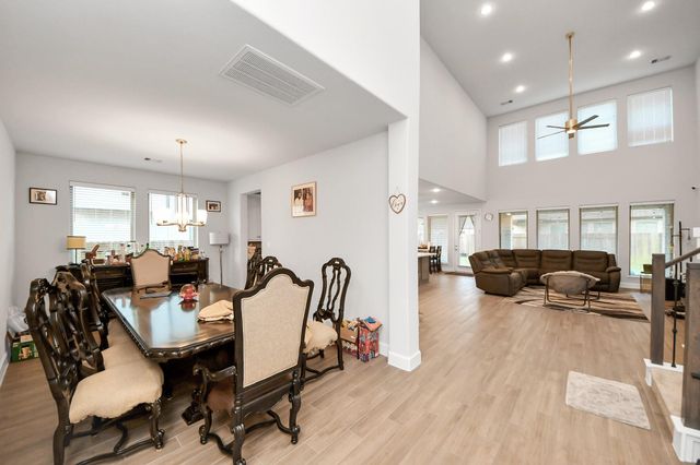 5506 Onyx Falls Drive, Richmond, TX 77469