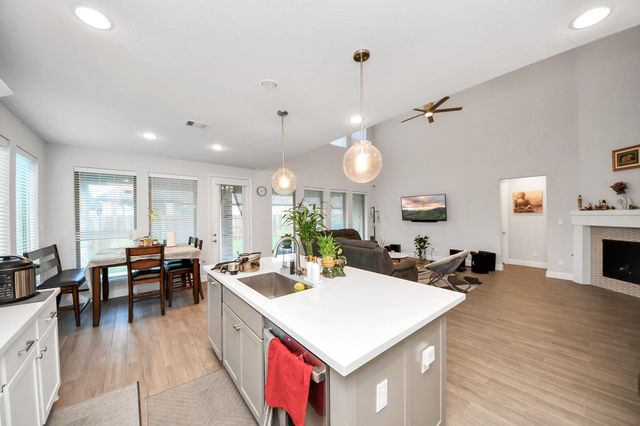 5506 Onyx Falls Drive, Richmond, TX 77469