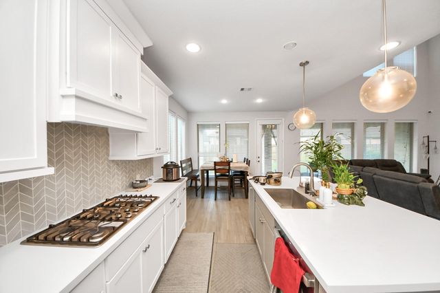 5506 Onyx Falls Drive, Richmond, TX 77469