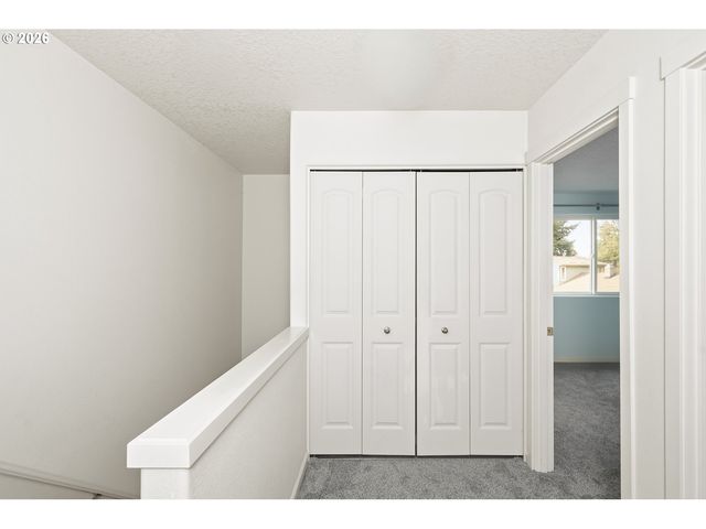 6610 N SMITH Ct, Portland, OR 97203