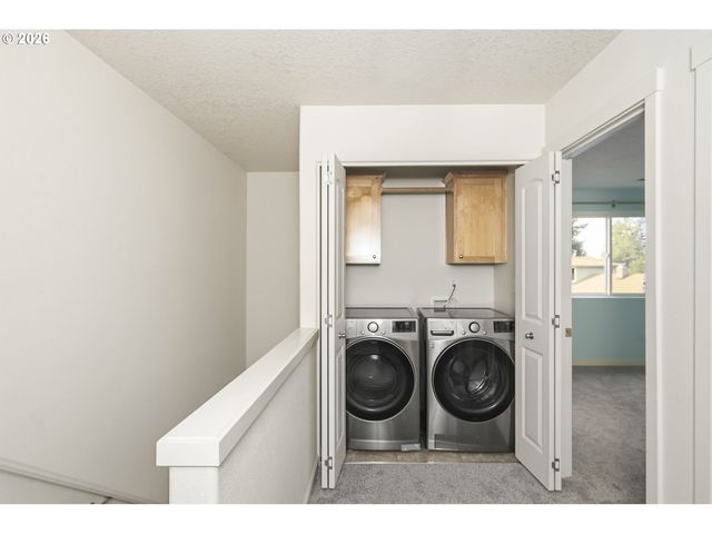 6610 N SMITH Ct, Portland, OR 97203