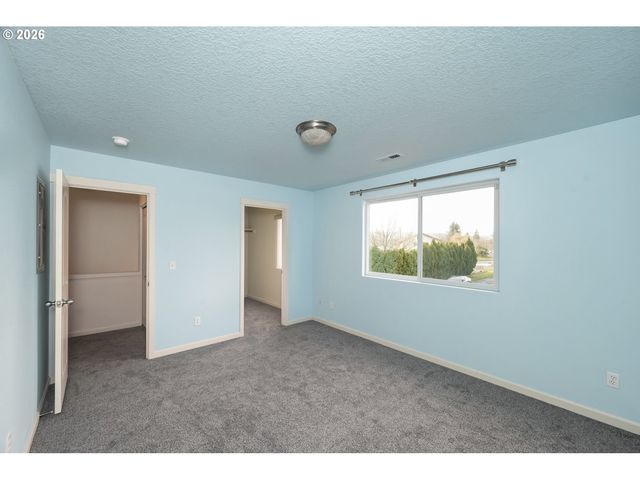 6610 N SMITH Ct, Portland, OR 97203