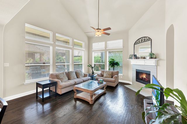6108 Mickelson Way, Mckinney, TX 75070
