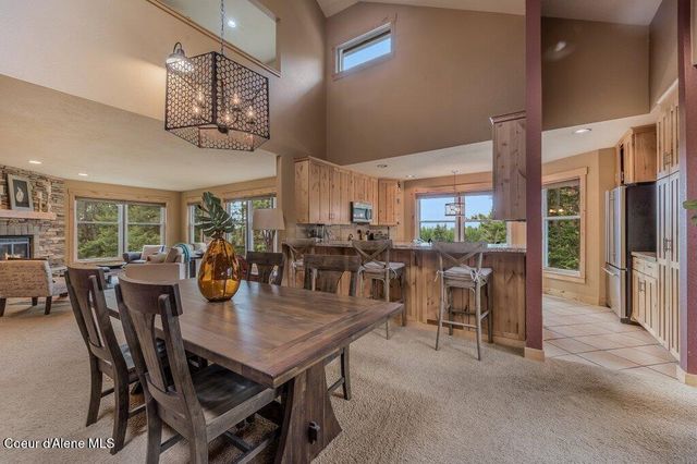 10573 N FRIAR DR, #A, Hayden, ID 83835