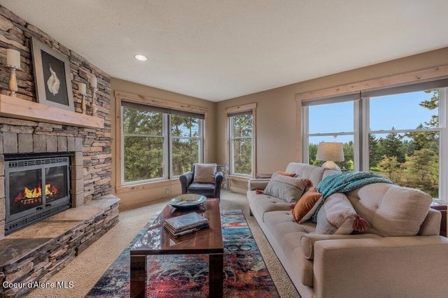 10573 N FRIAR DR, #A, Hayden, ID 83835