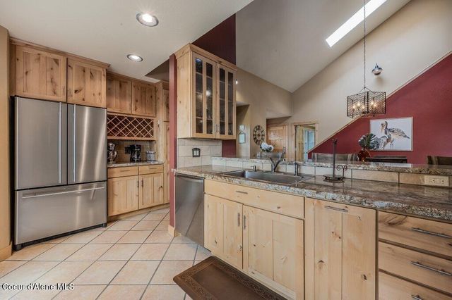 10573 N FRIAR DR, #A, Hayden, ID 83835