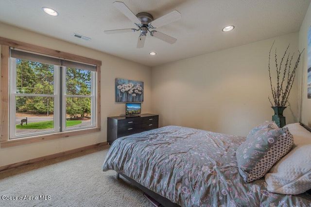 10573 N FRIAR DR, #A, Hayden, ID 83835