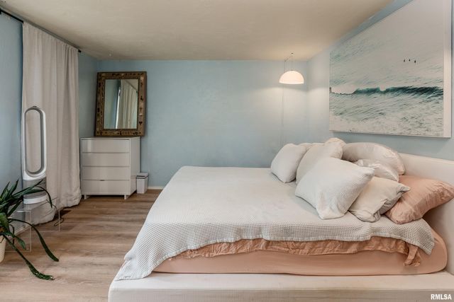 183 HERITAGE Road, Carbondale, IL 62903