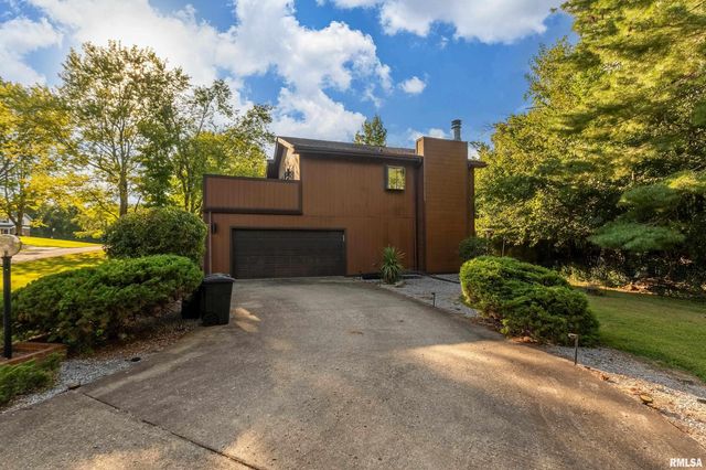 183 HERITAGE Road, Carbondale, IL 62903