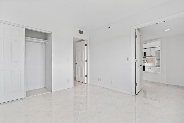 14475 Strathmore Lane 707, Delray Beach, FL 33446