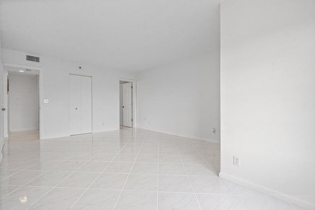 14475 Strathmore Lane 707, Delray Beach, FL 33446