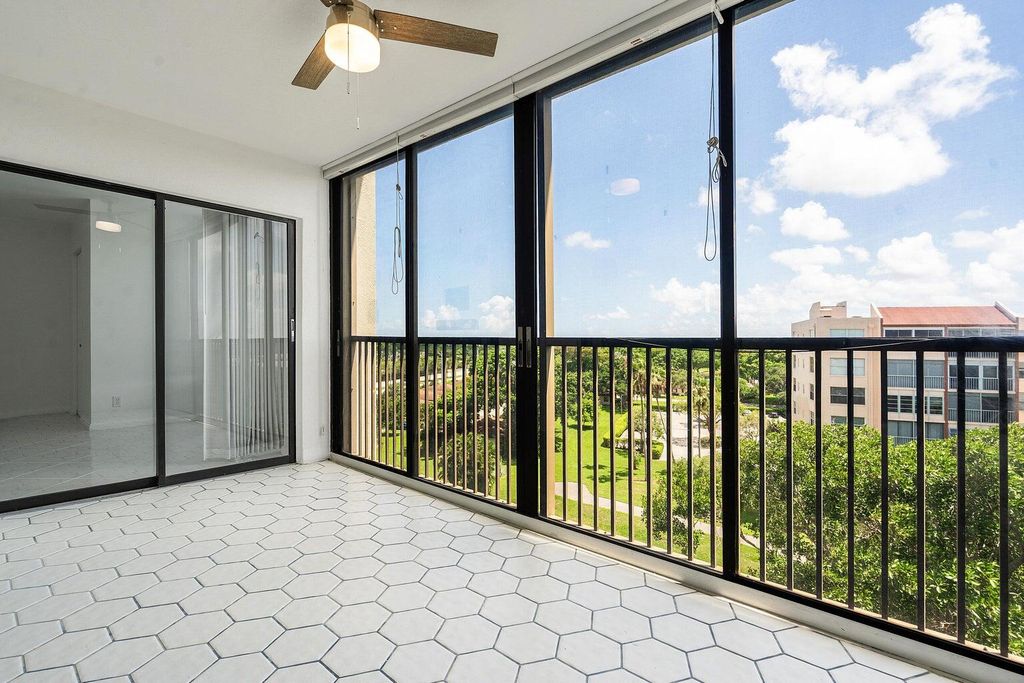 14475 Strathmore Lane 707, Delray Beach, FL 33446