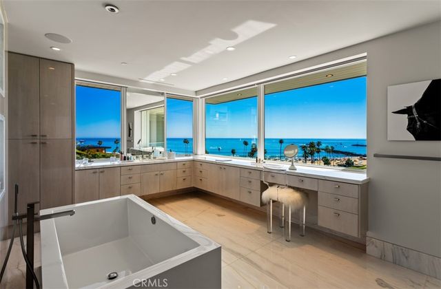 2928 Ocean, Corona Del Mar, CA 92625