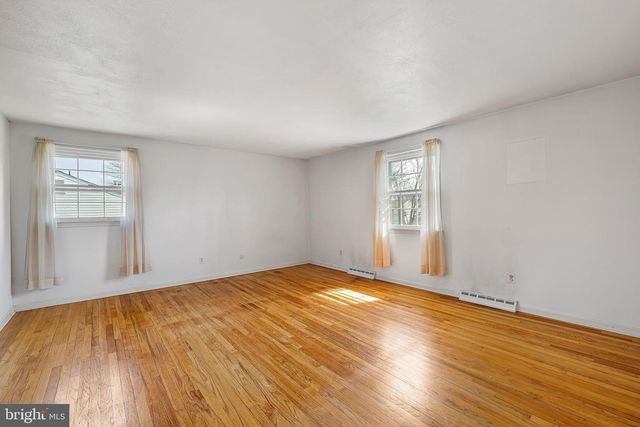 3214 ROMILLY RD, Wilmington, DE 19810