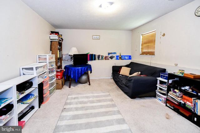 1600 ORA LEA LN, Upper Marlboro, MD 20774