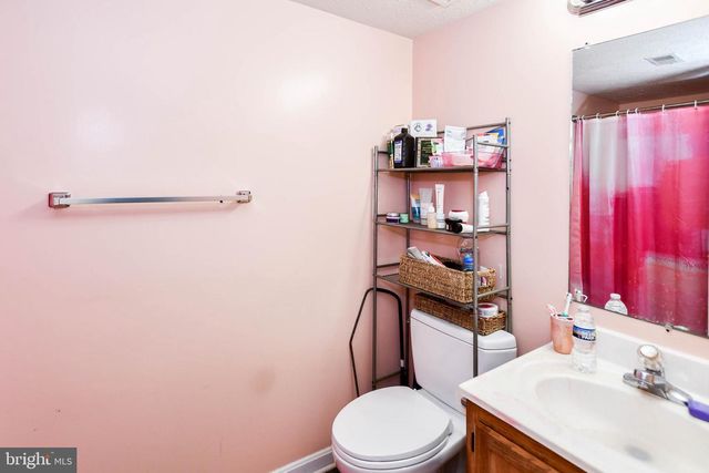 1600 ORA LEA LN, Upper Marlboro, MD 20774