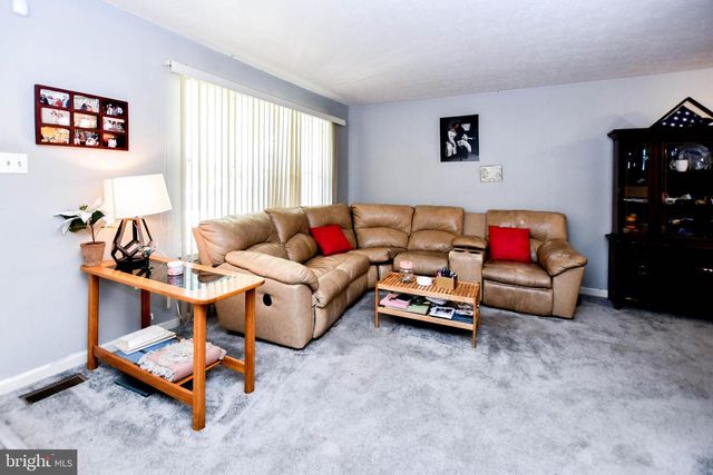 1600 ORA LEA LN, Upper Marlboro, MD 20774