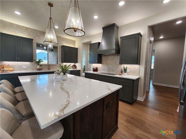 301 Rodeo Road, Salado, TX 76571