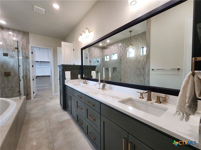 301 Rodeo Road, Salado, TX 76571