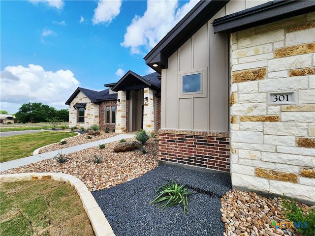 301 Rodeo Road, Salado, TX 76571