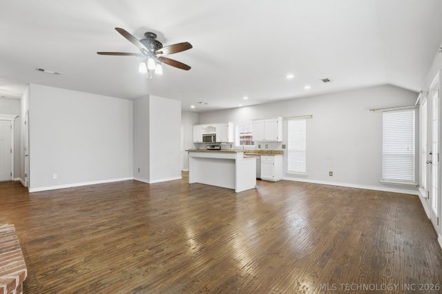 10305 N 115th East Avenue, Owasso, OK 74055