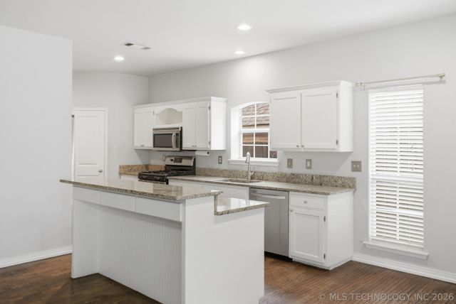 10305 N 115th East Avenue, Owasso, OK 74055