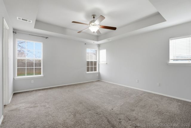 10305 N 115th East Avenue, Owasso, OK 74055