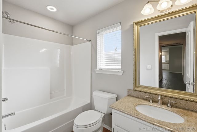 10305 N 115th East Avenue, Owasso, OK 74055