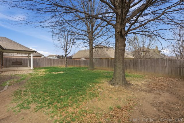 10305 N 115th East Avenue, Owasso, OK 74055