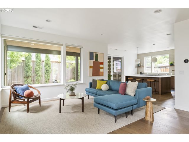 4648 Ne 40TH Ave, Portland, OR 97211