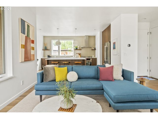 4648 Ne 40TH Ave, Portland, OR 97211