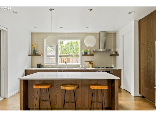 4648 Ne 40TH Ave, Portland, OR 97211