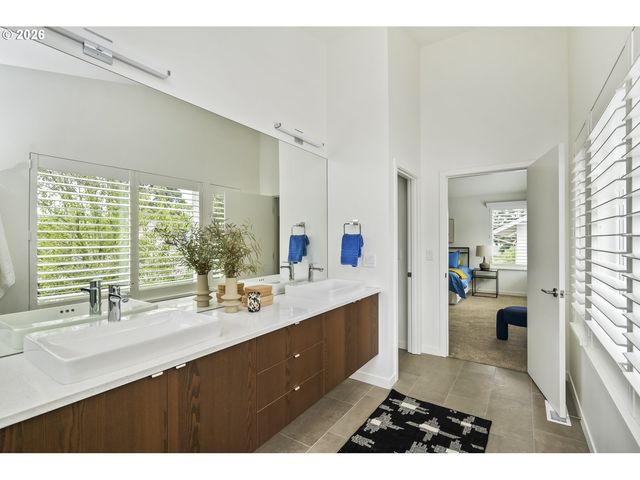 4648 Ne 40TH Ave, Portland, OR 97211