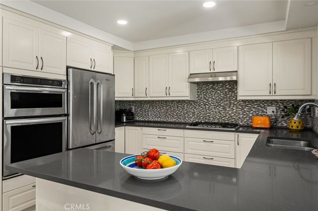 10352 La Despensa Avenue, Fountain Valley, CA 92708