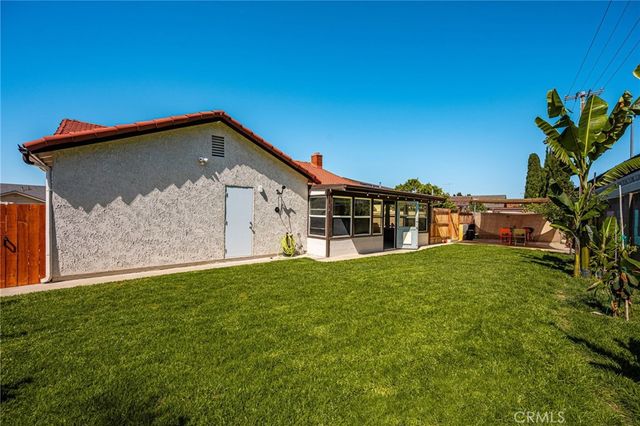 10352 La Despensa Avenue, Fountain Valley, CA 92708