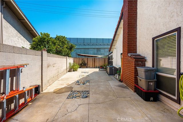 10352 La Despensa Avenue, Fountain Valley, CA 92708