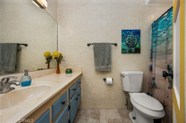 10352 La Despensa Avenue, Fountain Valley, CA 92708