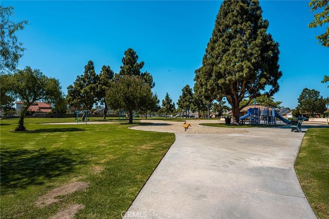 10352 La Despensa Avenue, Fountain Valley, CA 92708