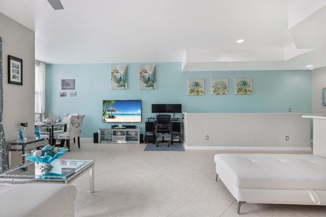 10400 SW Stephanie Way 5-206, Port St Lucie, FL 34987