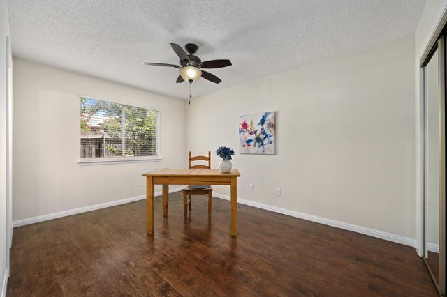 1015 E Yager LN 58, Austin, TX 78753