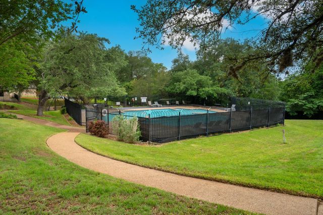1015 E Yager LN 58, Austin, TX 78753