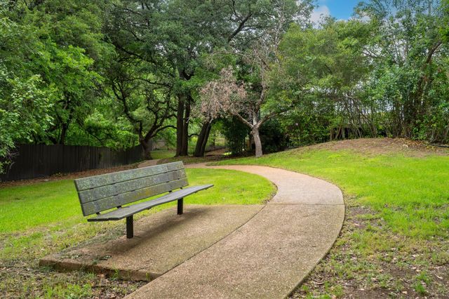 1015 E Yager LN 58, Austin, TX 78753